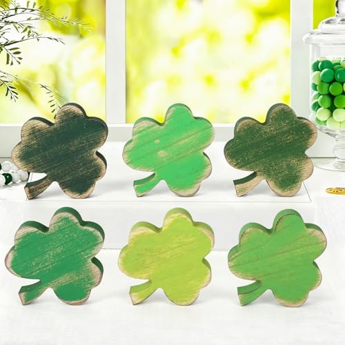 St. Patrick's Day Shamrock Decorations (Vintage)